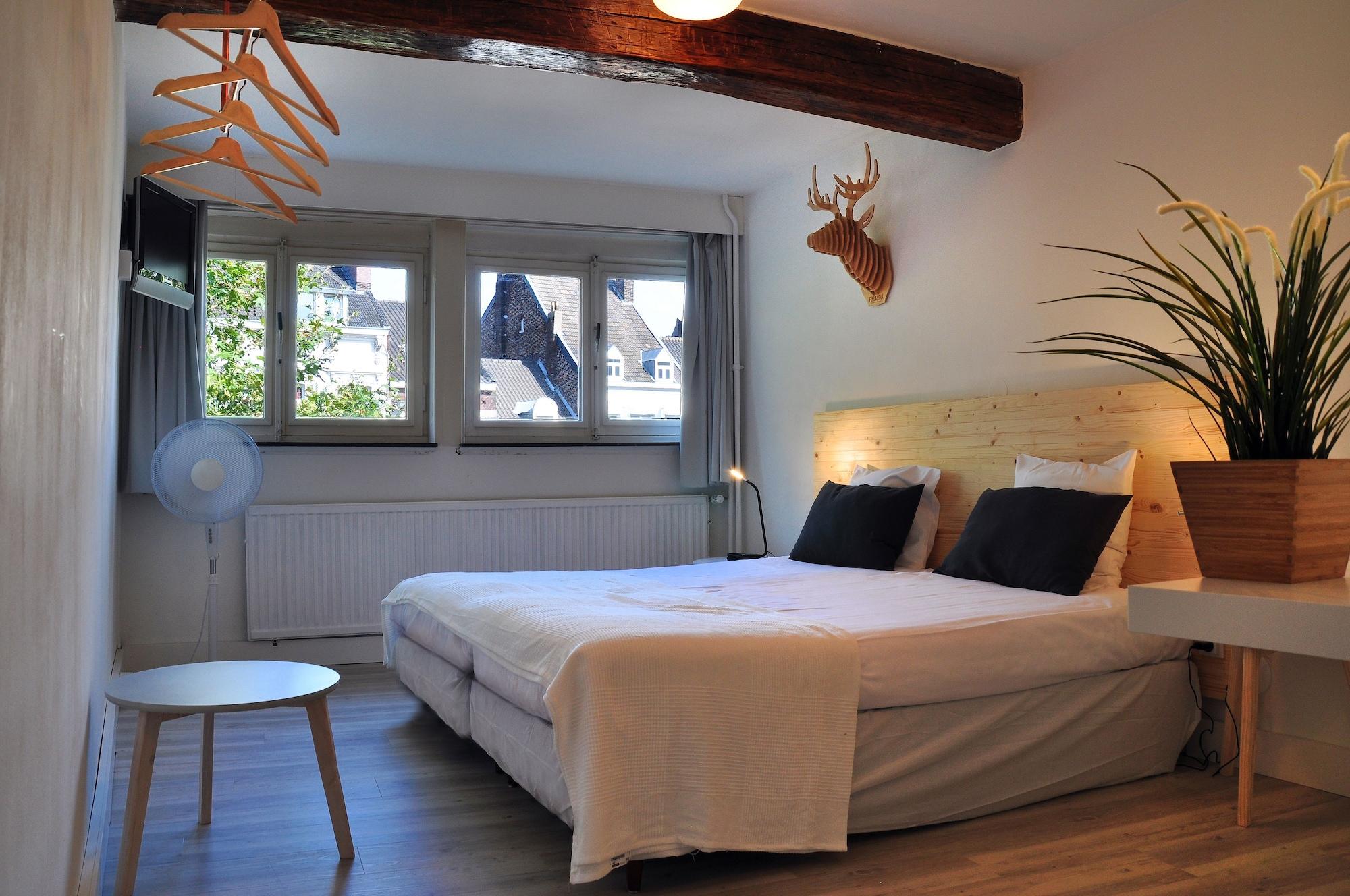 Hotel Beez Μάαστριχτ Εξωτερικό φωτογραφία